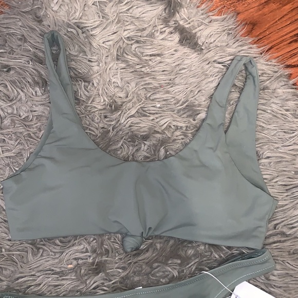 NEW Knotted Scoop High Cut Bathing Suit - Picture 6 of 8